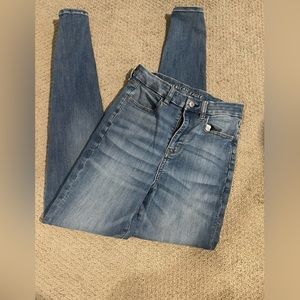 American Eagle Skinny Jeans